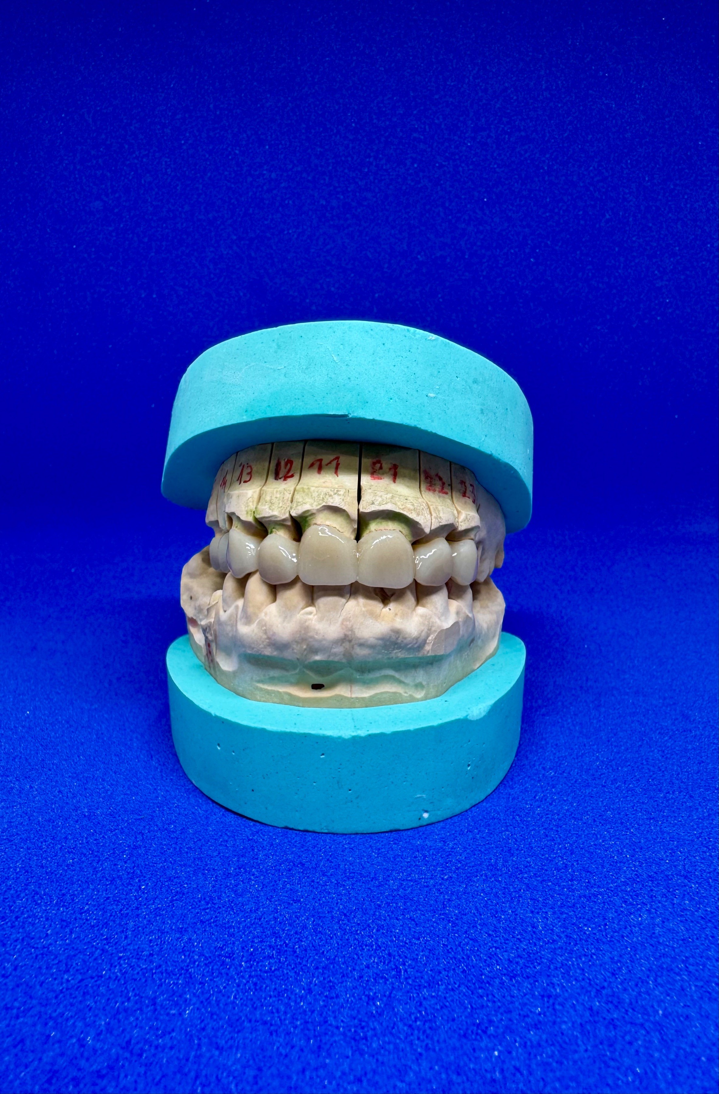 Full zircone